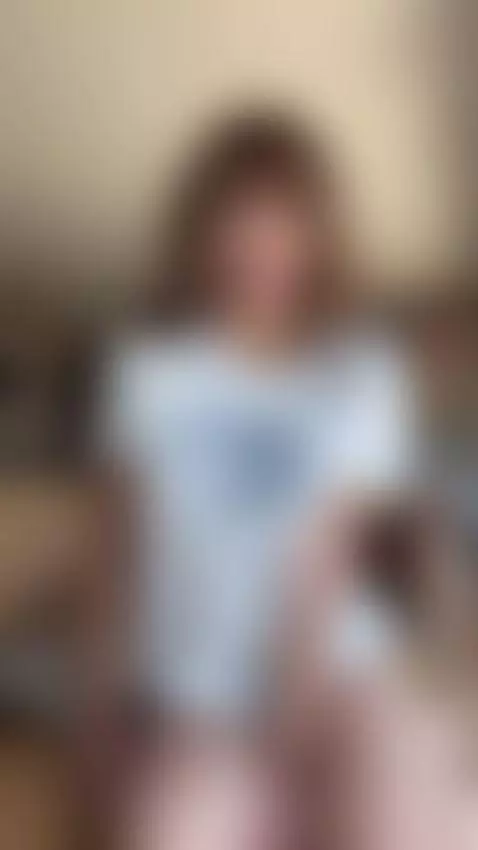 Just a quiet moment… with a loud body 🙊💃 by vanessasol