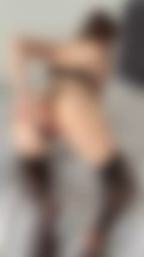 I’m not wearing much… but I’m giving you everything 😘 by emmylorens