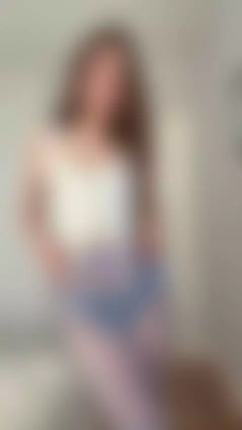 What if I told you I filmed this just for your eyes? 💋 by emmylorens