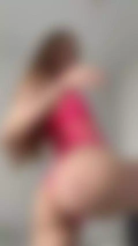 Sweet smile, dirty thoughts 🥰🖤 by emmylorens