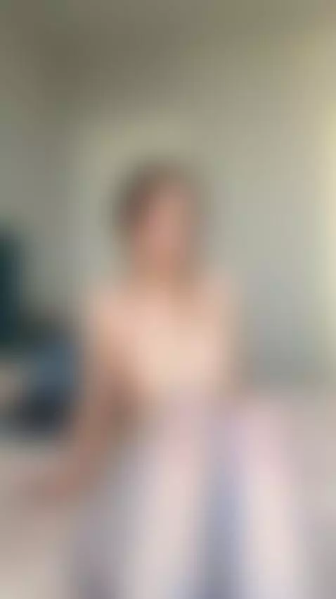 Sometimes I want to be kissed sweetly… sometimes roughly 💋🔥 by emmylorens