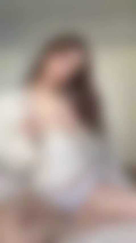 I can’t stop thinking about how good you’d feel inside me 💦🔥 by emmylorens