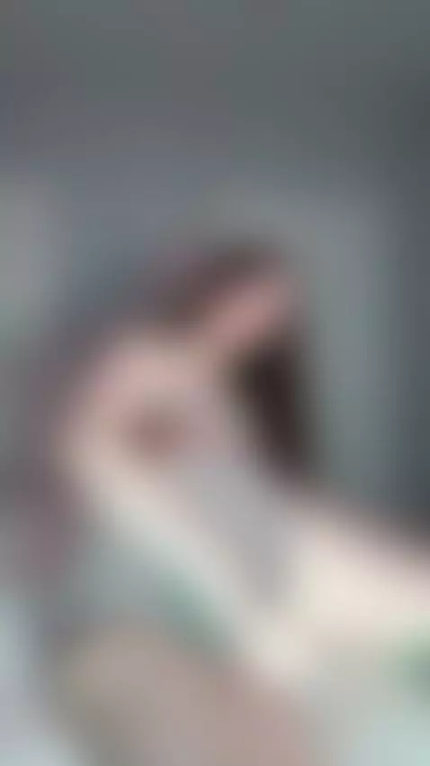 I’m the dream you can’t escape 🖤🔥 by emmylorens