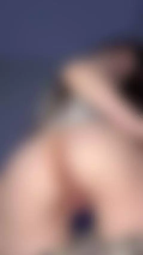 Let me melt in your fantasies 😈🔥 by emmylorens