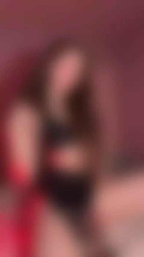 Just one look and you’re lost 😏🔥 by emmylorens