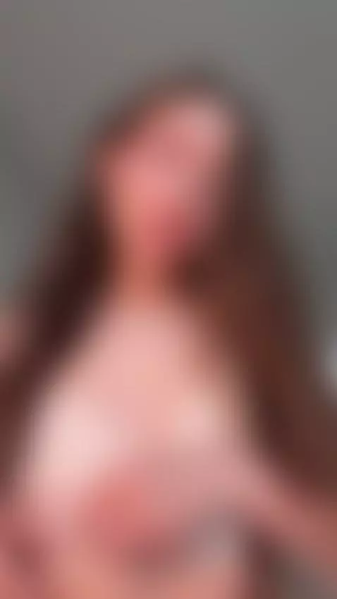 This heat won’t stop tonight 🔥💦 by emmylorens