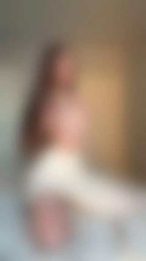 My breath makes the shadows quiver 😈💧 by emmylorens