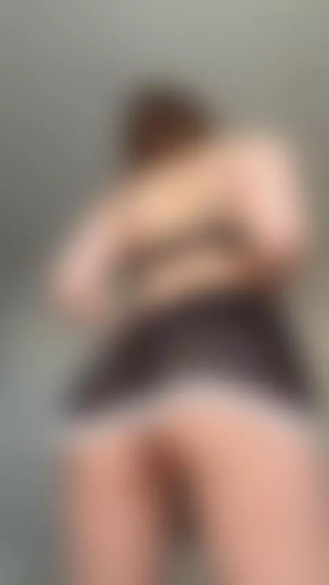 This body is made to tease 😏💦 by emmylorens