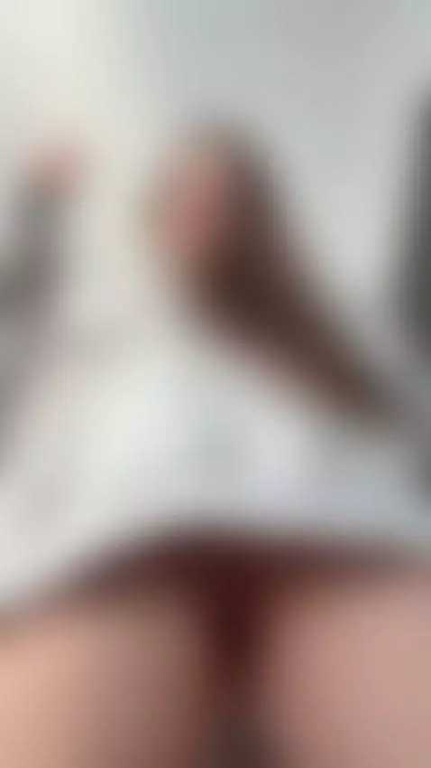 Imagine my lips around you… soft, wet, and hungry 😈💦 by emmylorens