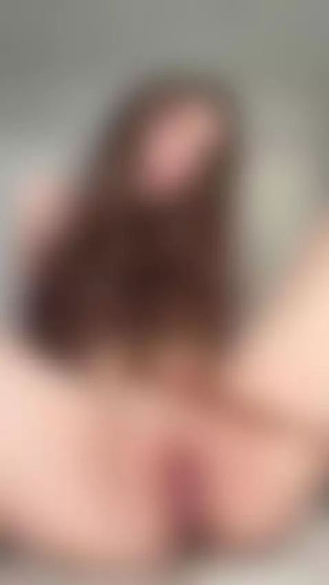 I move slow enough to feel every shimmer 💋💫 by emmylorens