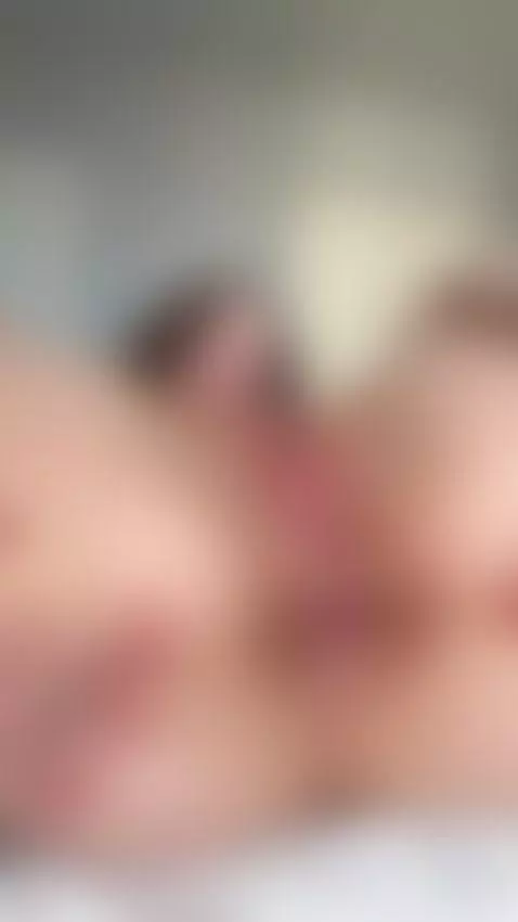 The more you watch, the hotter it gets 💦🍑 by emmylorens