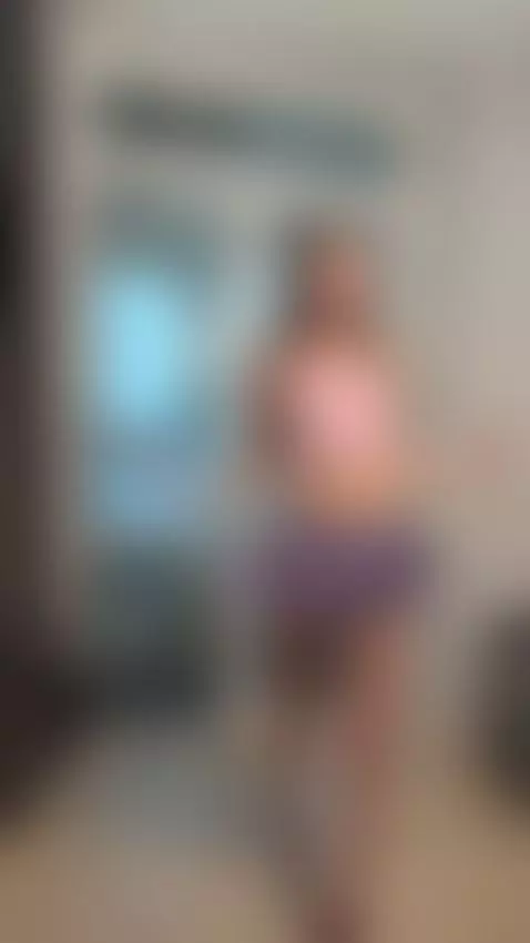 Wanna satisfy you with my body by mollydolli