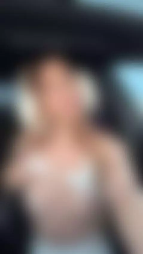 I want you to press my face into the bed and fuck me wildly by mollydolli