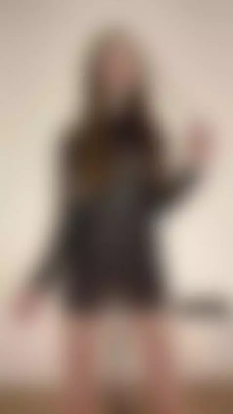 Would you let me taste your cock by mollydolli