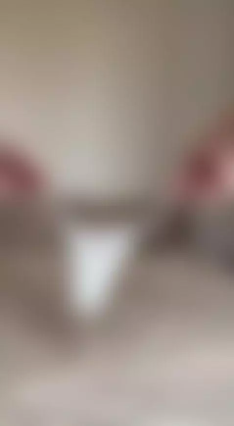 Come and give this slut what she wants by mollydolli