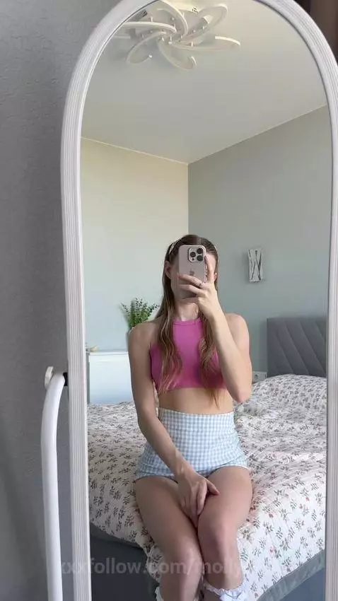 Just a slut in need of your attention, would you give me a g... by mollydolli