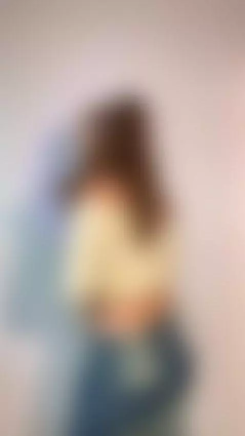 Just vibin in my tiniest shorts
Leopard print and curves alw... by lauritta2000