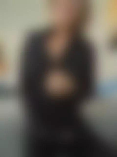 Titty show by zepkitty