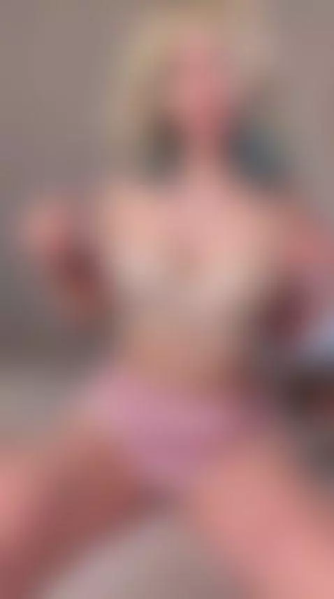 These legs have their own fan club... wanna join? 😋 by yumygirl