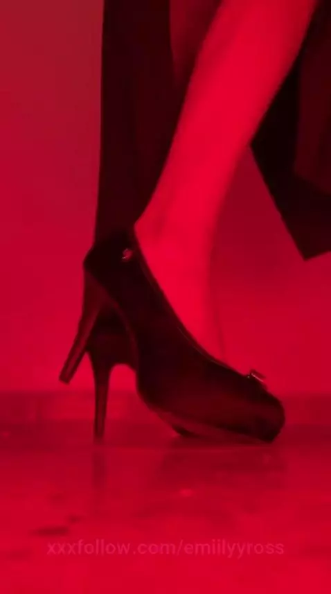 Do you like the sound of heels? by emiilyyross