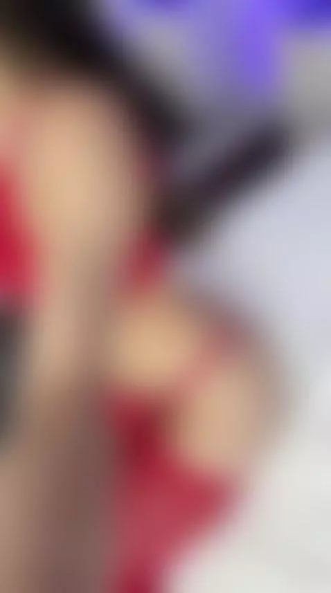 I’m the Latin fantasy you can’t get out of your head by miamonroemodel