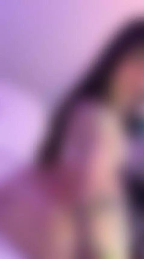 Art isn’t only seen — it’s felt. Every curve tells a story by miamonroemodel