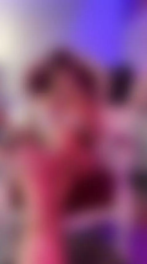 I don’t rush… I let the tension build. by miamonroemodel