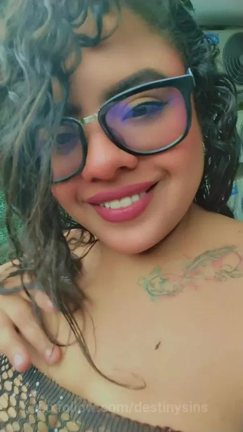 Would you dare to taste the smile that drives you crazy? by destinysins