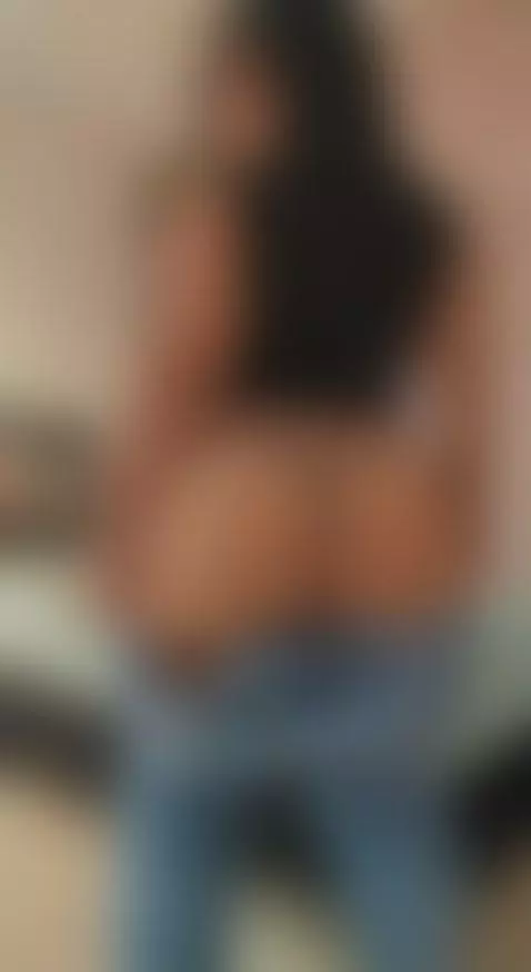 New month, same curves, more fun 💋🔥 by destinysins