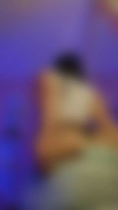 Tell me one thing you wish you were doing right now…🥰🥰🥰 by destinysins