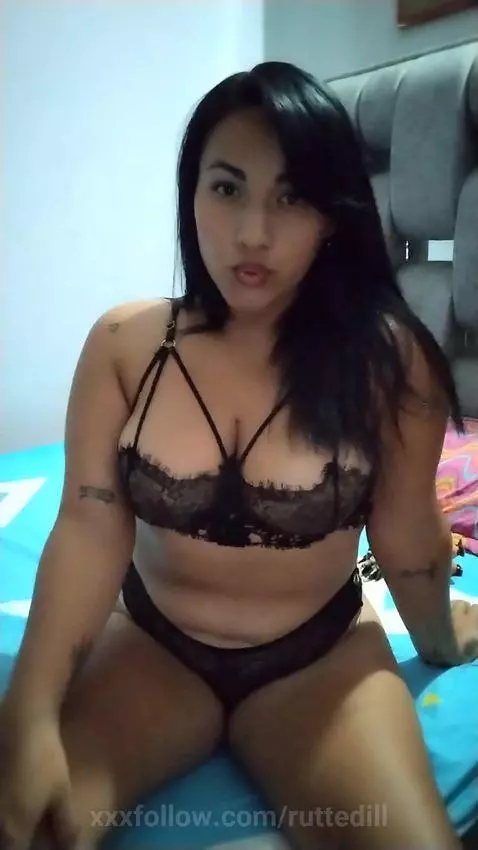 Ven me quitas la ropa papi👅👅 by ruttedill