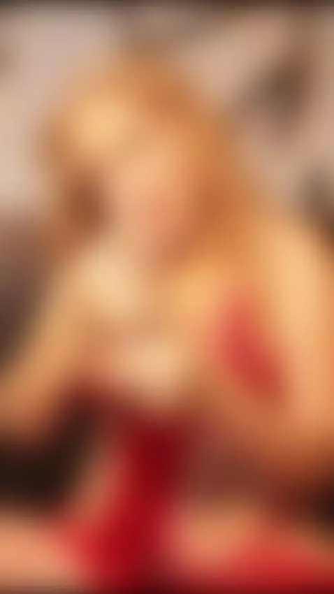 a milf doing blowjob by kelly1ust