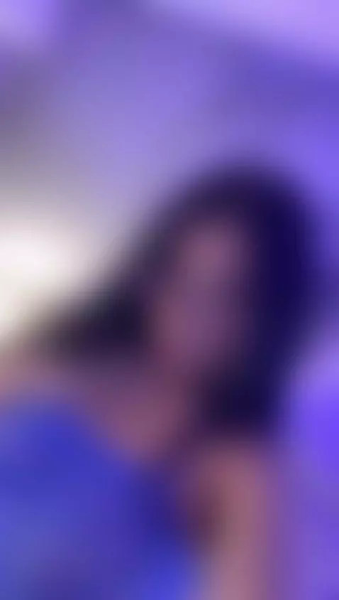 This Latina is begging for your control 🔴💋 by maira-gil