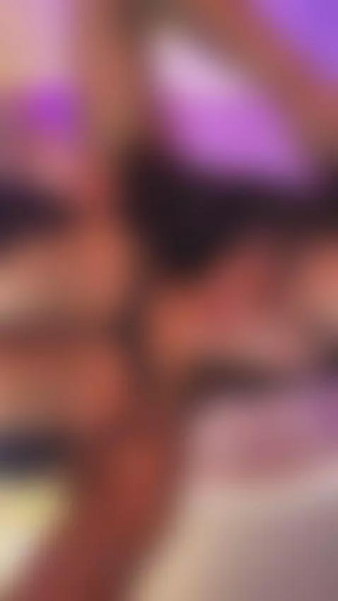 New day!! other posibility to enjoy my show😈
https://es.stri... by maira-gil