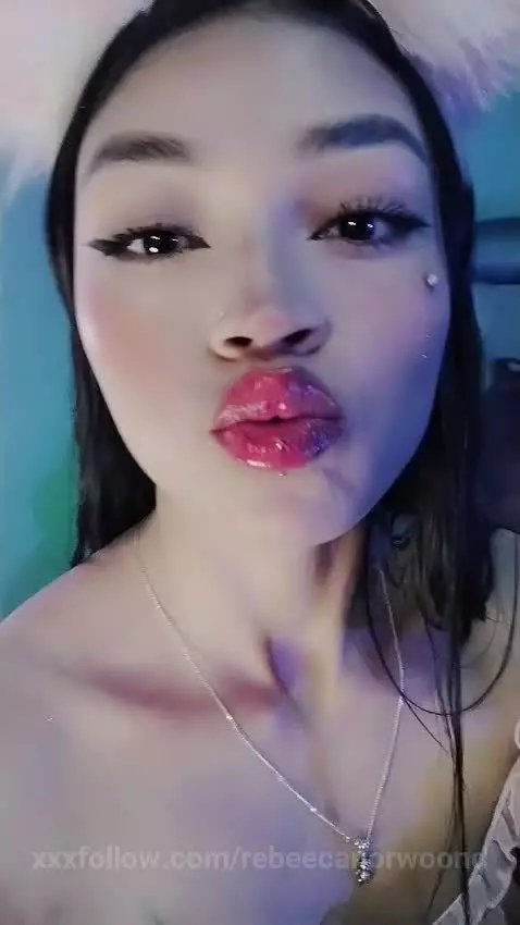 https://es.stripchat.com/Rebeeca_Norwoond. ❤️‍🩹 https://www.... by rebeecanorwoond