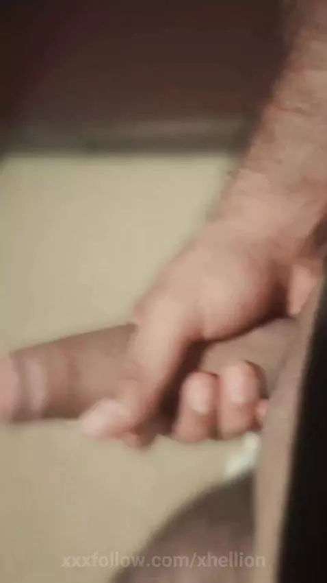 no matter how I stroke it won't go down. I need someone to b... by xhellion