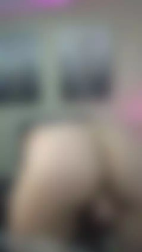 Come, this young girl wants to meet you ... and show you som... by sabrinasaturn