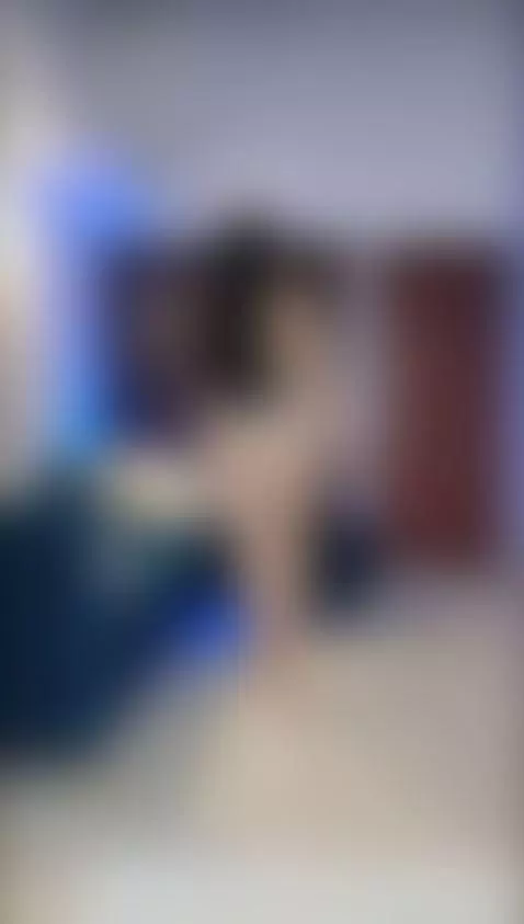 I’m live now 🔥
Use the secret code in my vid and unlock a sp... by chriisty-turlington