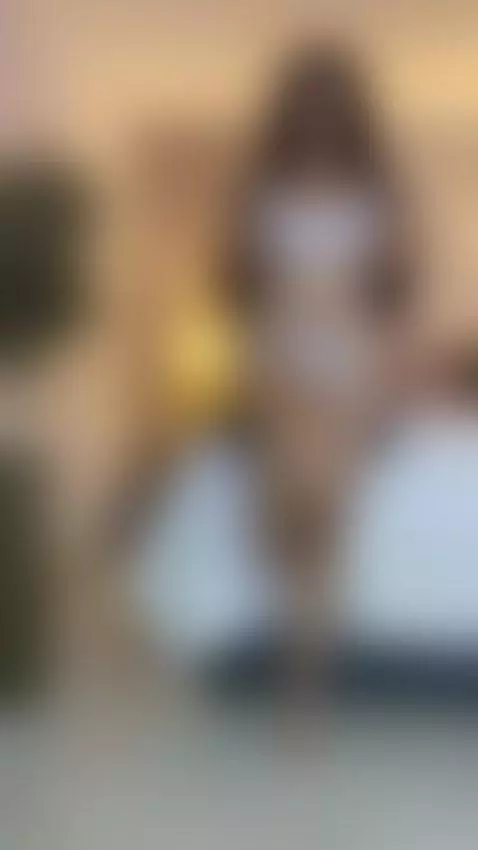 show live -  https://chaturbate.com/b/karlie_small/ by chriisty-turlington