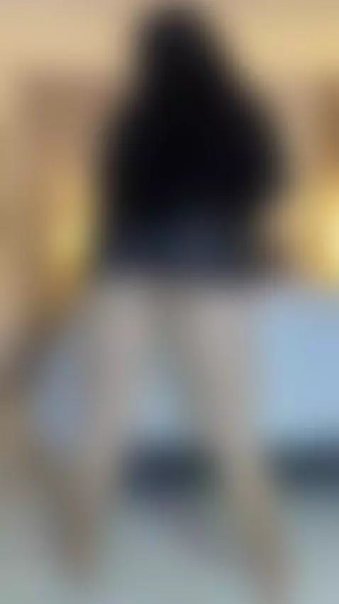 show live - https://chaturbate.com/b/karlie_small/ by chriisty-turlington