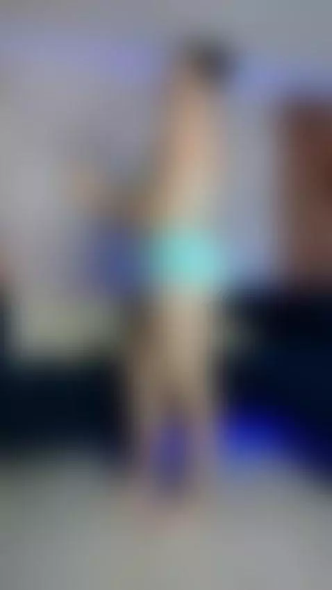show live- https://chaturbate.com/b/karlie_small/ by chriisty-turlington