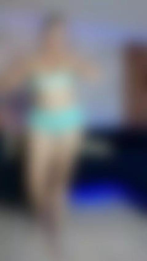 show live -  https://chaturbate.com/b/karlie_small/ by chriisty-turlington