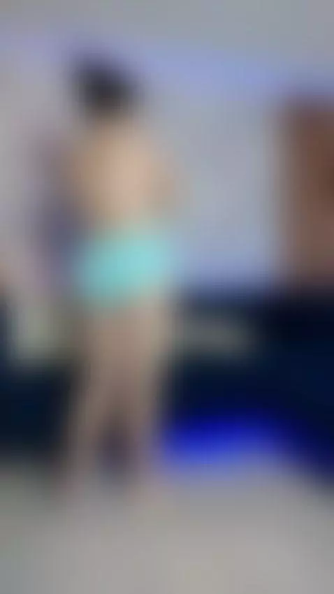 show live -  https://chaturbate.com/b/karlie_small/ by chriisty-turlington