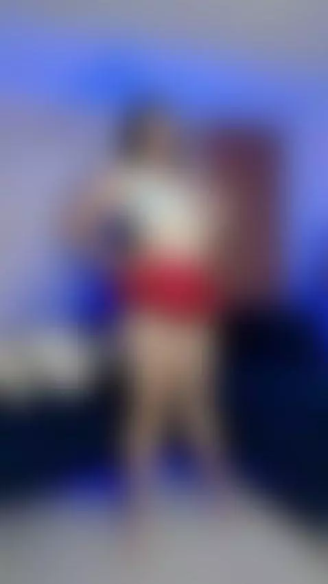 show live - https://es.chaturbate.com/b/karlie_small/ by chriisty-turlington