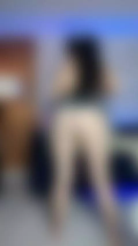 show live. https://chaturbate.com/b/karlie_small/ by chriisty-turlington