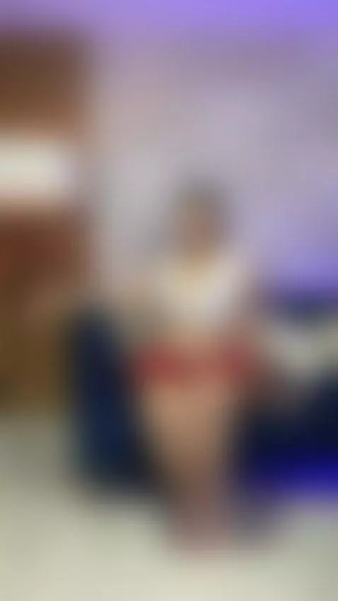 show live  https://chaturbate.com/b/karlie_small/ by chriisty-turlington