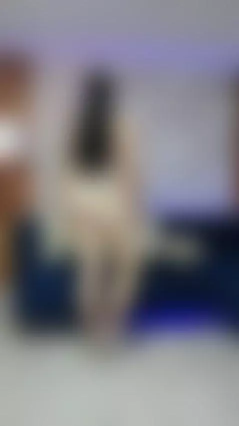 show live - https://chaturbate.com/b/karlie_small/ by chriisty-turlington