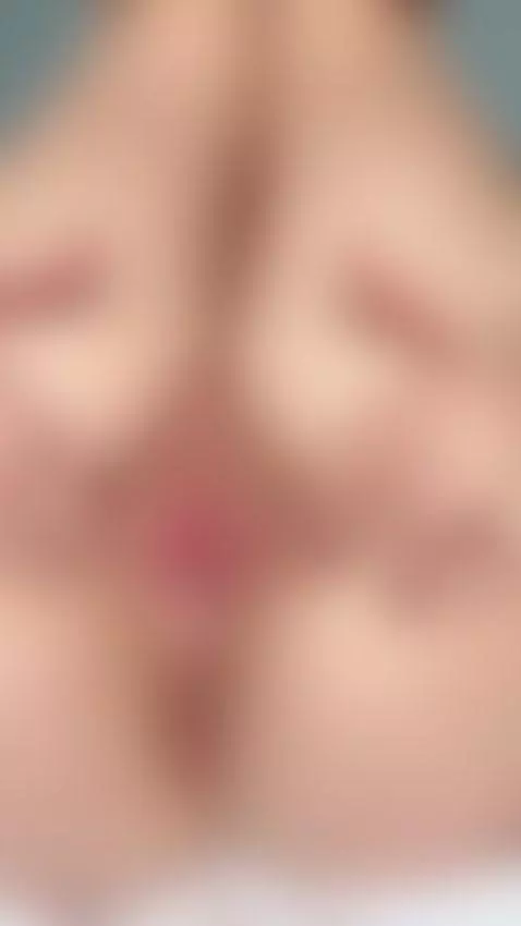 Be honest, I make spreading my pussy harder to scroll past t... by lit1lekitty