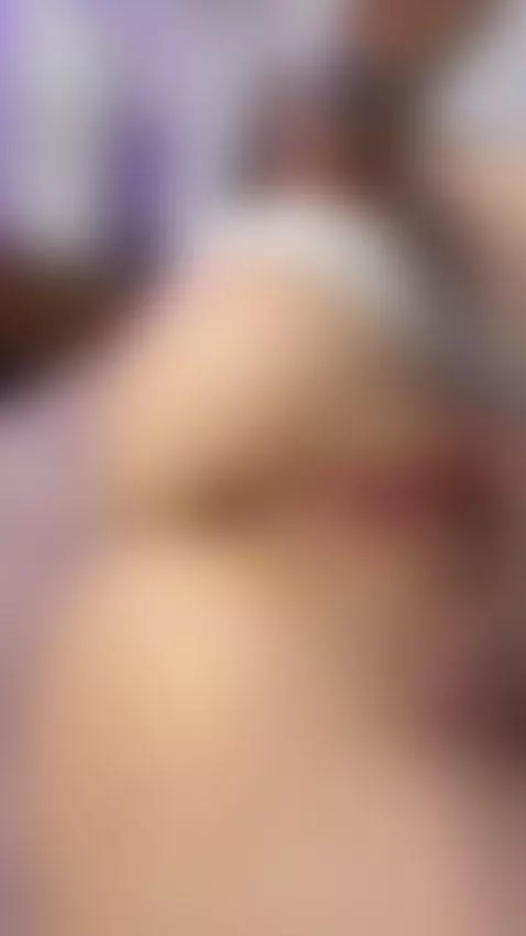 I started showing off my pussy just to see how long you coul... by lit1lekitty