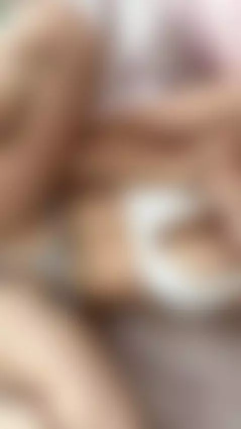 I'm your favorite reason to stay up all night by lit1lekitty